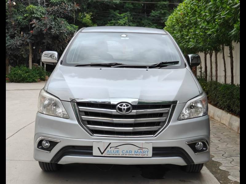 Toyota Innova 2.5 G (Diesel) 7 STR Euro4