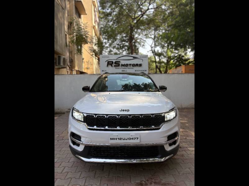 Jeep Meridian Limited (O) 4X2 AT