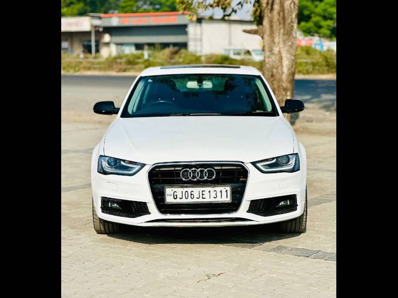 Audi A4 35 TDI Premium Sport + Sunroof