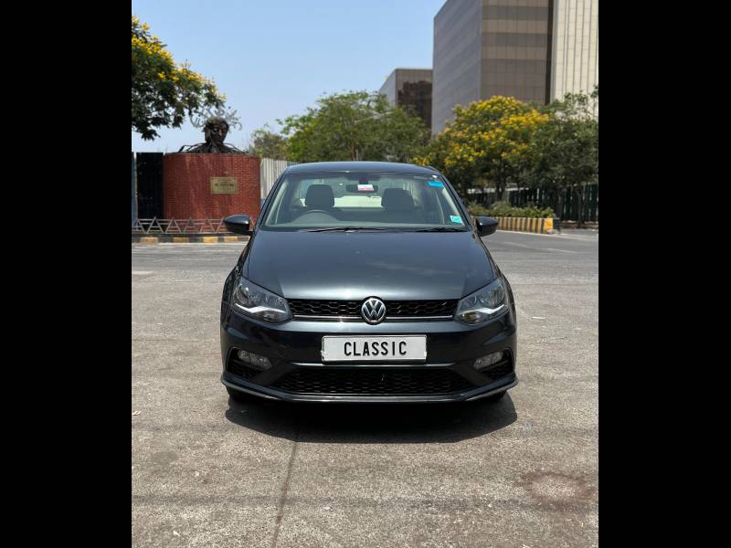 Volkswagen Vento 1.6L AT Highline Petrol