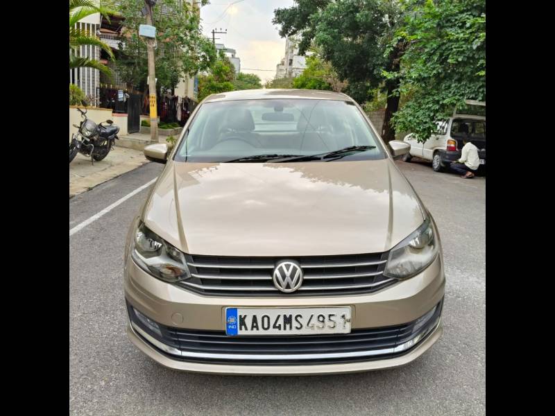 Volkswagen Vento 1.5 TSI Highline AT