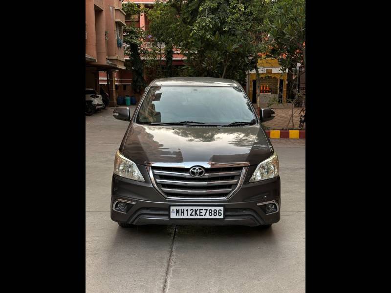 Toyota Innova 2.5 V 7 STR