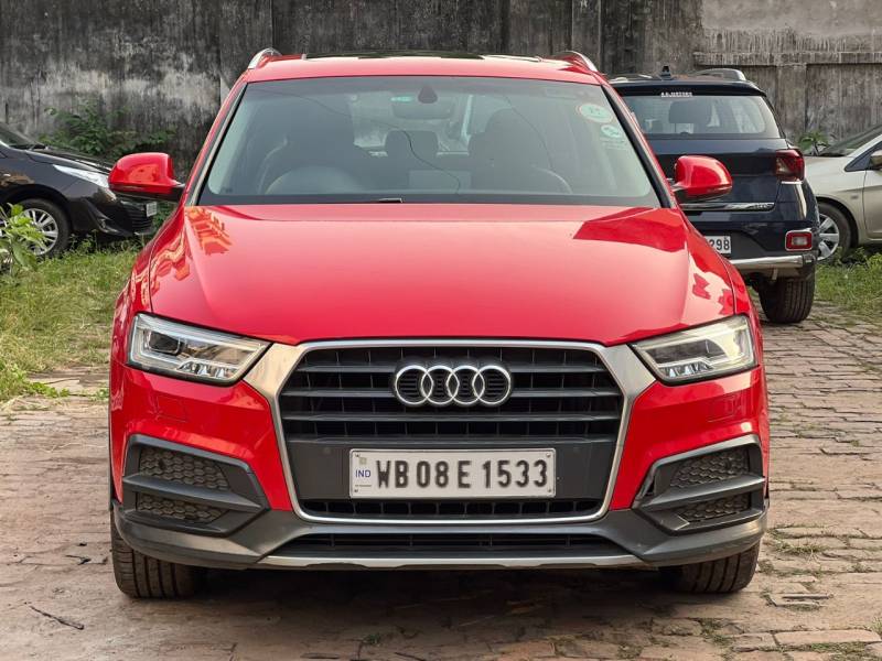 Audi Q3 30 TFSI Premium