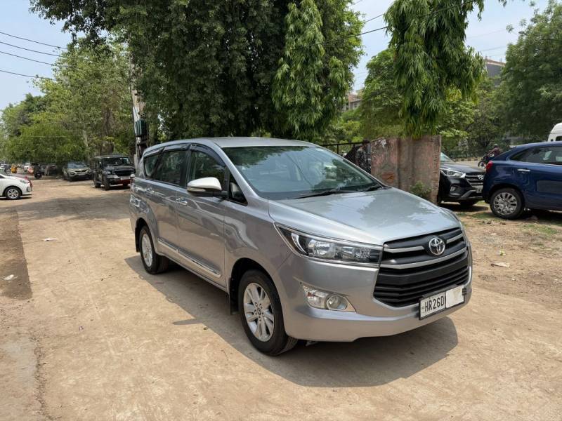 Toyota Innova Crysta 2.4 GX AT 7 STR