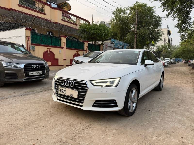 Audi A4 35 TDI Technology Pack