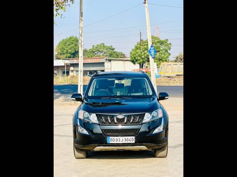 Mahindra XUV500 W6 1.99