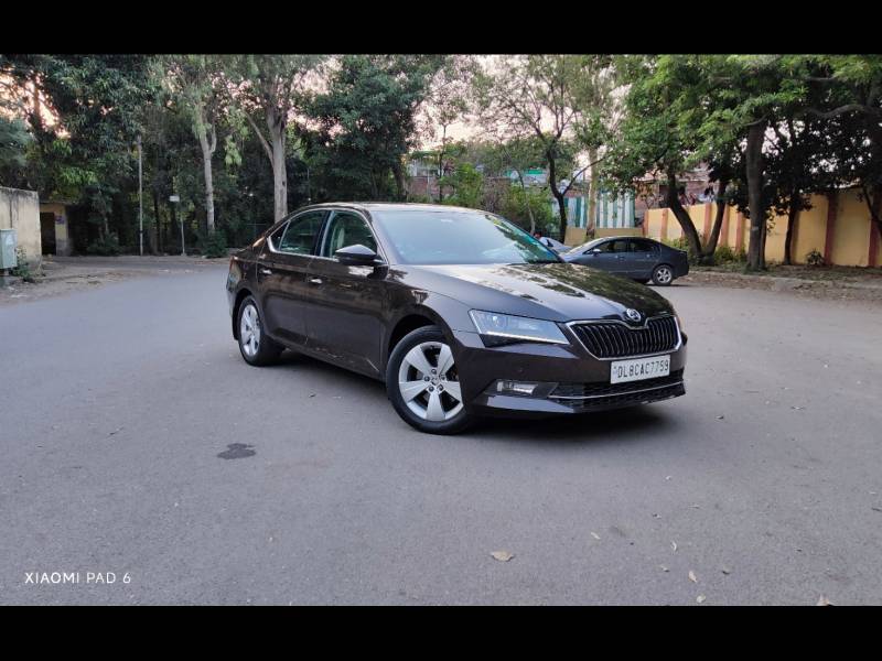 Skoda Superb Style TSI MT