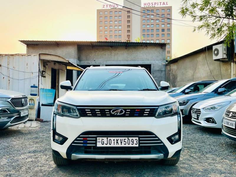 Mahindra XUV 300 W8 1.5 Diesel