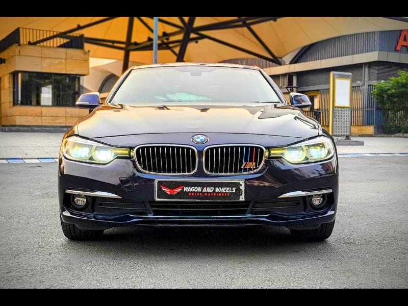 BMW 3 Series 320d Luxury Line Sedan