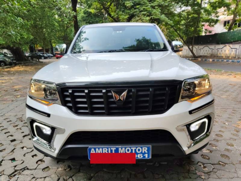 Mahindra Scorpio-N Z2 Petrol MT 7 STR