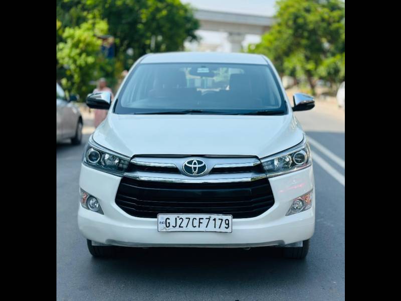 Toyota Innova Crysta 2.8 ZX AT 7 STR