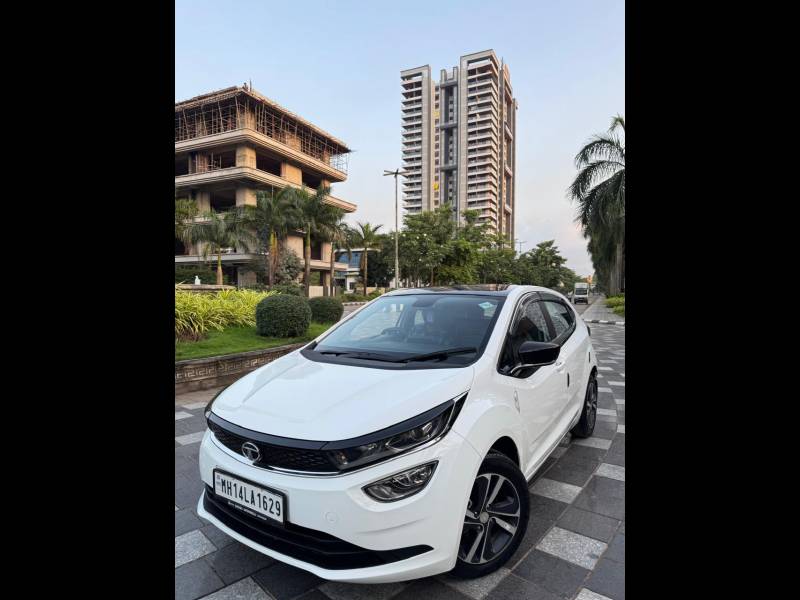 Tata Altroz XZ Plus (S) iCNG