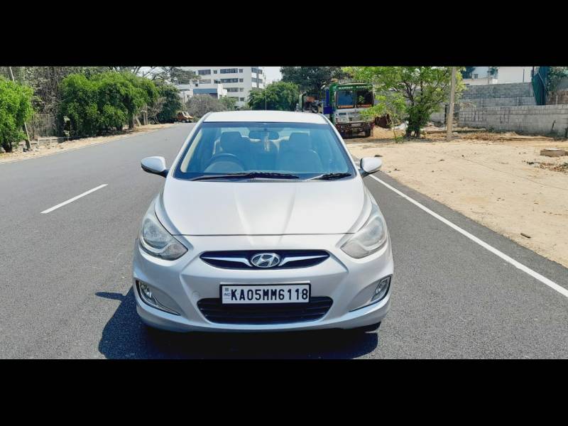 Hyundai Verna 1.6 CRDI EX