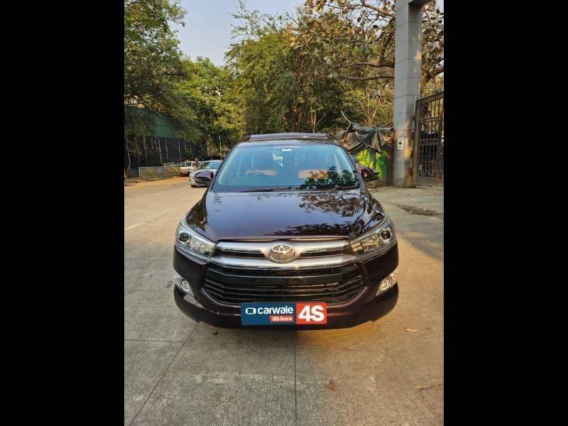 Toyota Innova Crysta 2.4 V Diesel