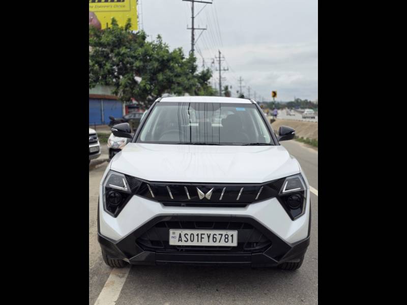 Mahindra XUV 3XO AX5 1.2 Petrol