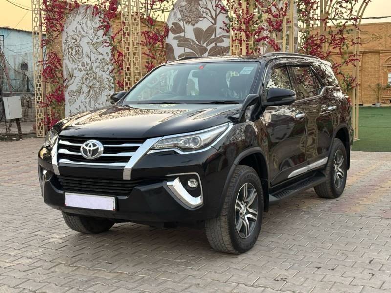Toyota Fortuner 2.8 4x2 AT