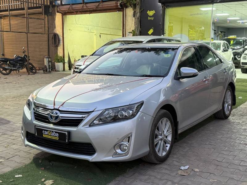 Toyota Camry Hybrid