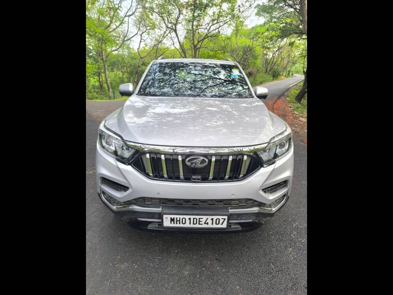 Mahindra Alturas G4 4WD AT