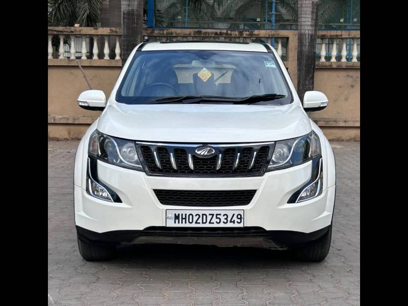 Mahindra XUV500 W10 FWD