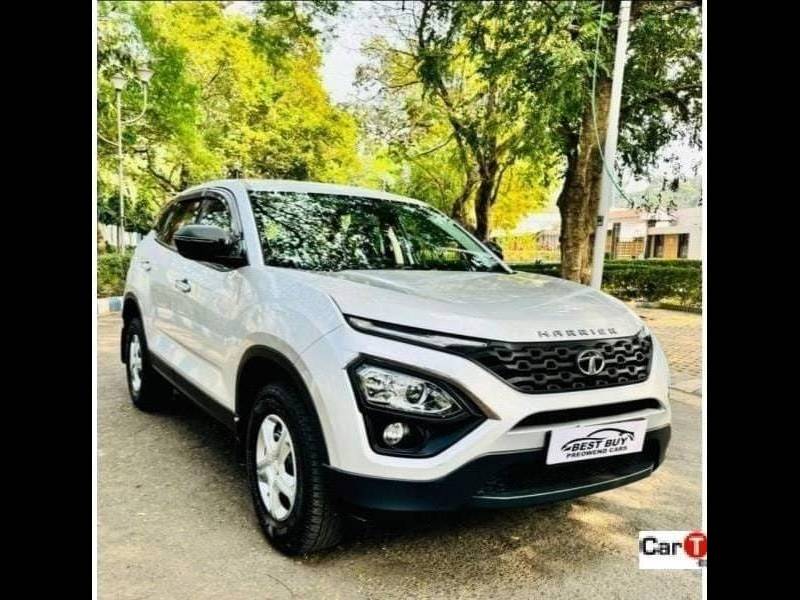 Tata Harrier XM