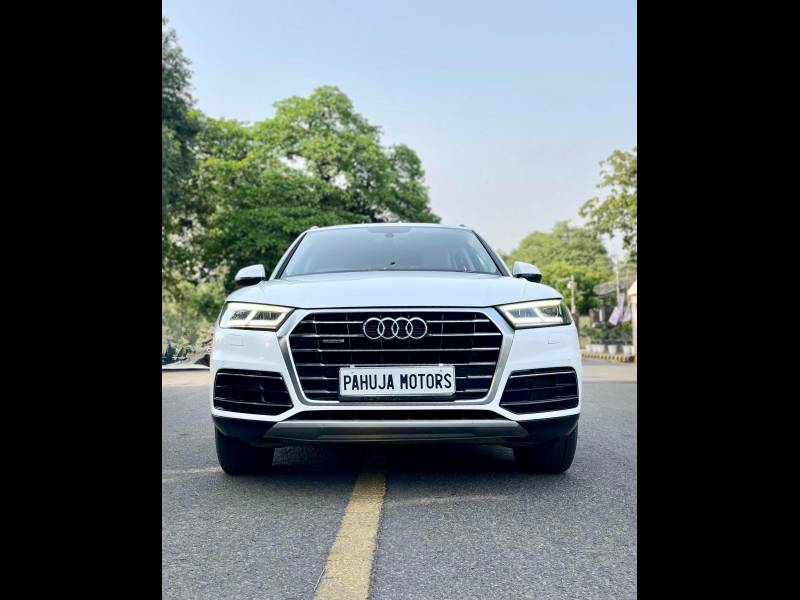 Audi Q5 40 TDI Premium Plus
