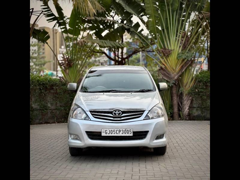 Toyota Innova 2.5 G (Diesel) 8 STR Euro3