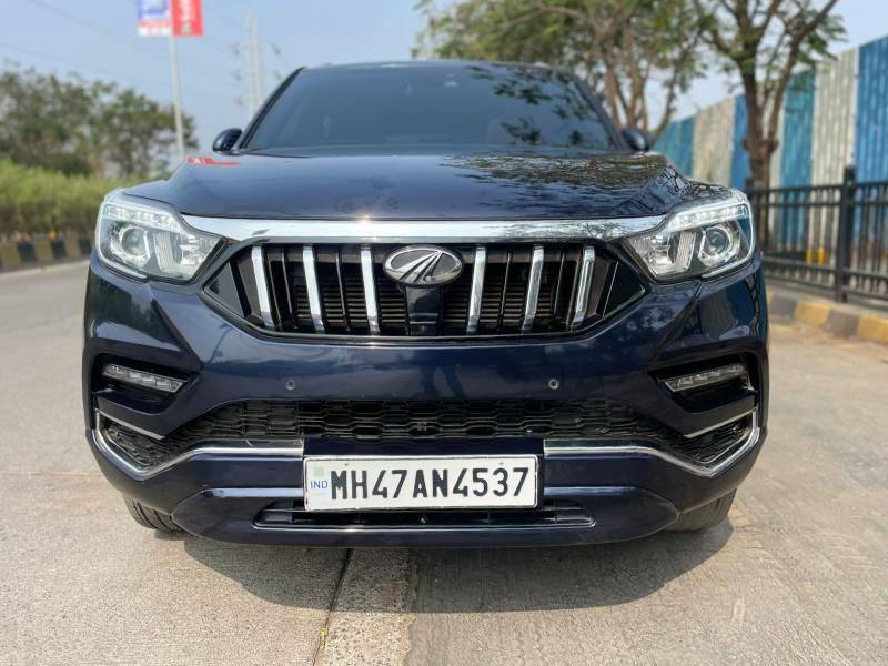 Mahindra Alturas G4 4WD AT
