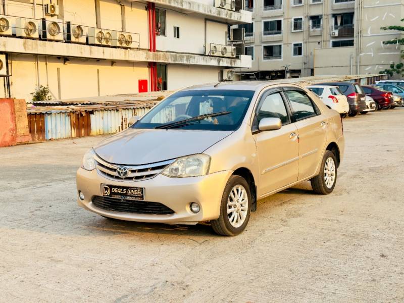 Toyota Etios V