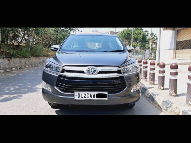 Toyota Innova Crysta 2.8 ZX AT 7 STR