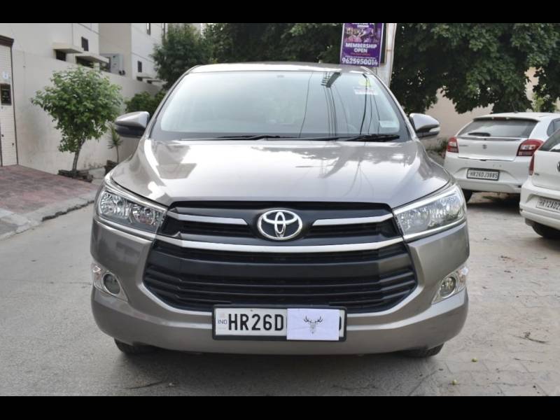 Toyota Innova Crysta 2.8 GX AT 7 STR