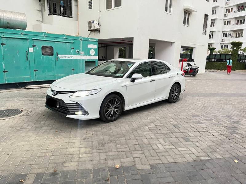 Toyota Camry Hybrid