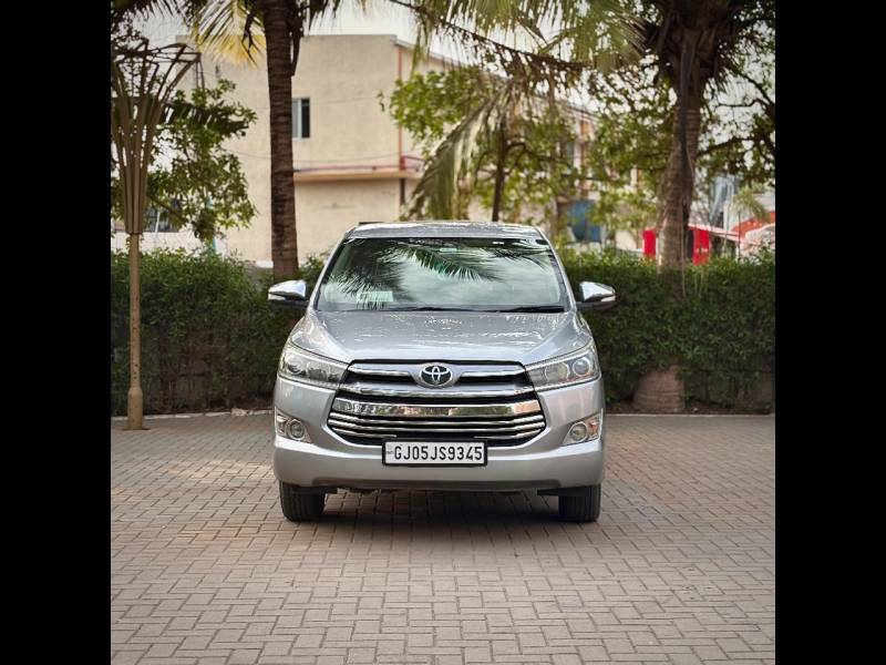 Toyota Innova Crysta 2.8 ZX AT 7 STR