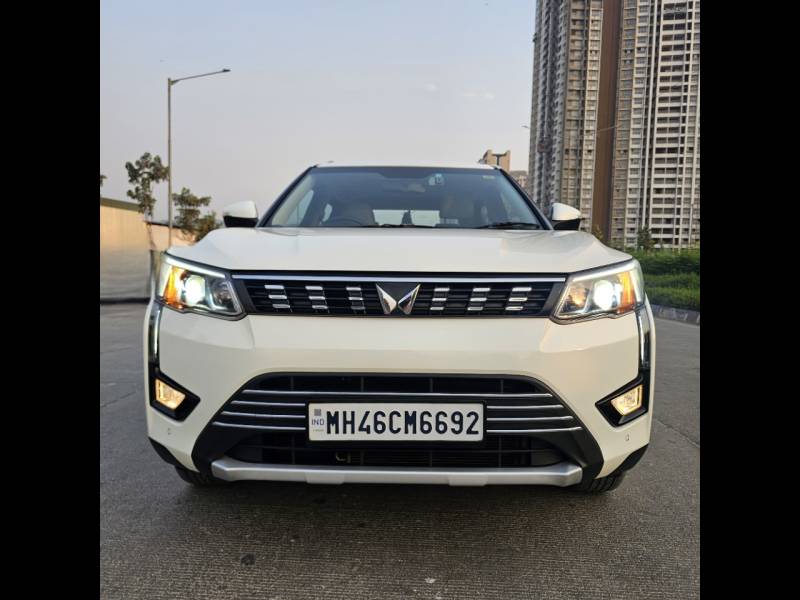 Mahindra XUV 300 W8 (O) 1.5 Diesel