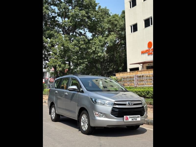 Toyota Innova Crysta 2.4 GX AT 7 STR