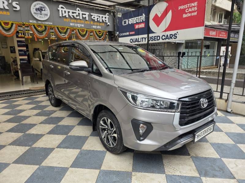 Toyota Innova Crysta 2.4 GX 8 STR