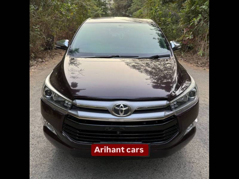 Toyota Innova Crysta 2.8 GX AT 7 STR