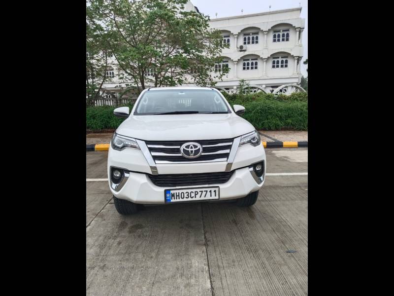 Toyota Fortuner 2.8 4x4 AT