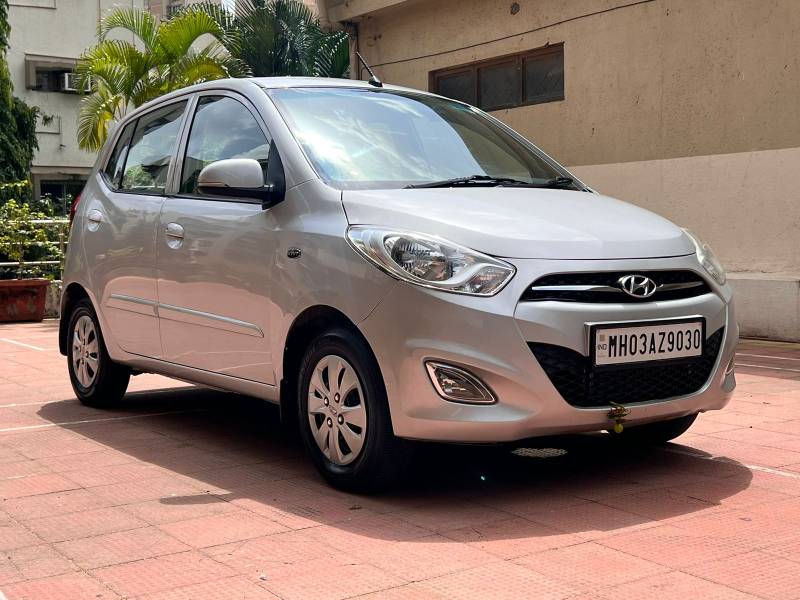 Hyundai i10 Asta 1.2 AT with Sunroof