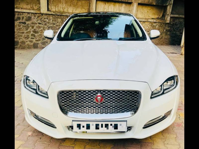 Jaguar XJ L 3.0 Portfolio