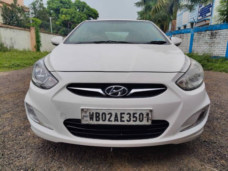 Hyundai Verna Fluidic 1.6 VTVT SX
