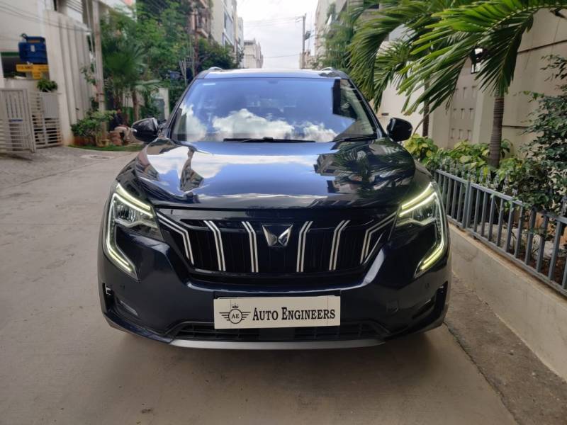 Mahindra XUV700 AX 5 Diesel AT 7 STR