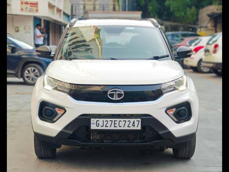 Tata Nexon XM (S) Diesel