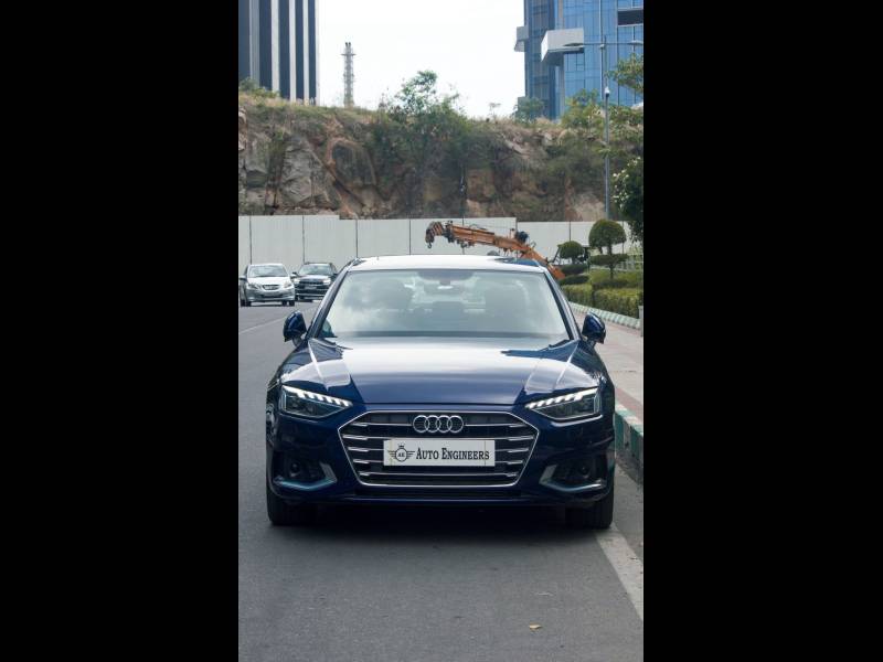Audi A4 40 TFSI Technology