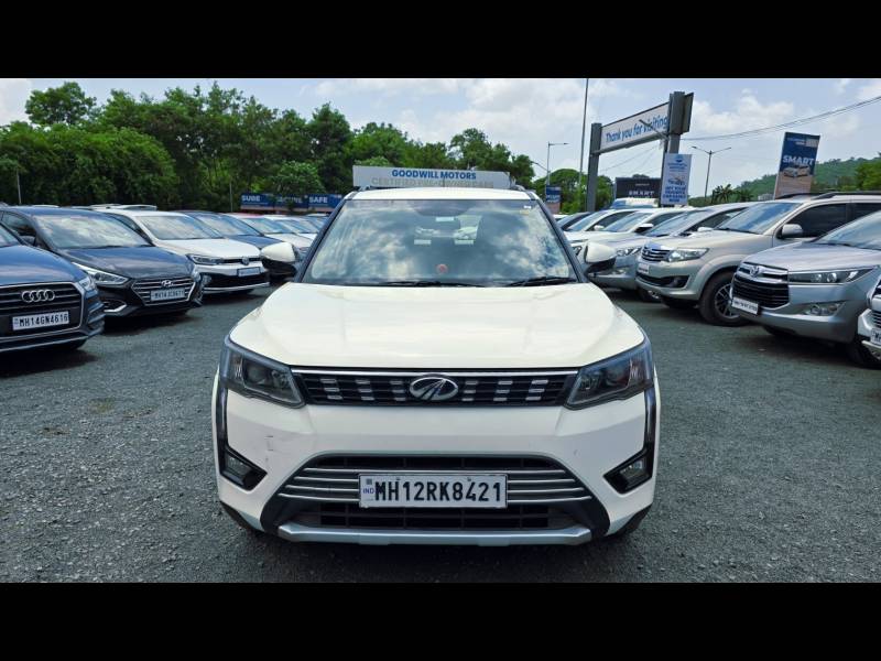 Mahindra XUV 300 W8 1.5 Diesel