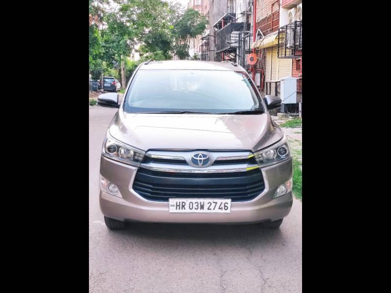 Toyota Innova Crysta 2.4 V Diesel