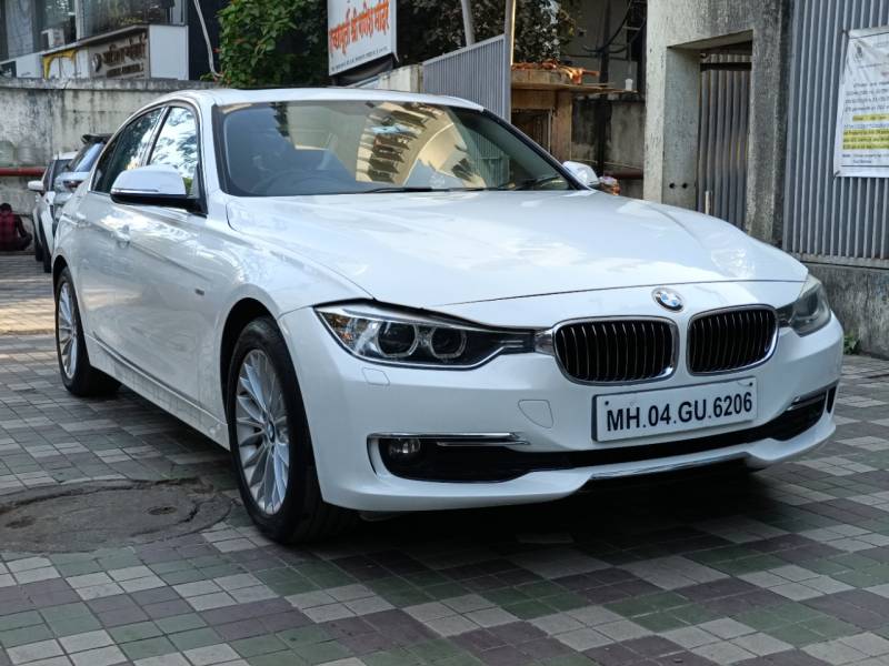 BMW 3 Series 320d Luxury Line Sedan
