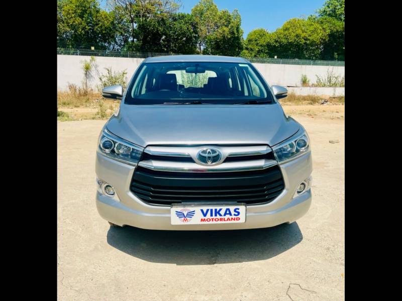 Toyota Innova Crysta 2.4 VX 7 STR