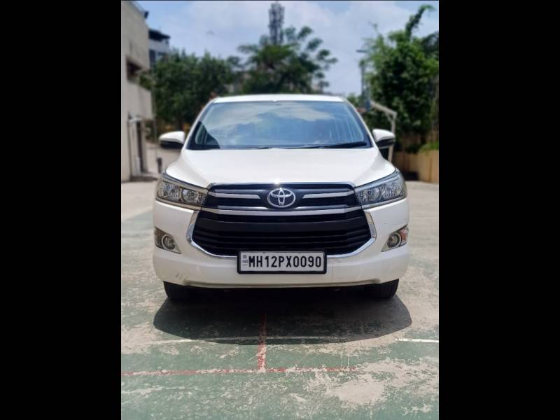 Toyota Innova Crysta 2.4 GX 8 STR