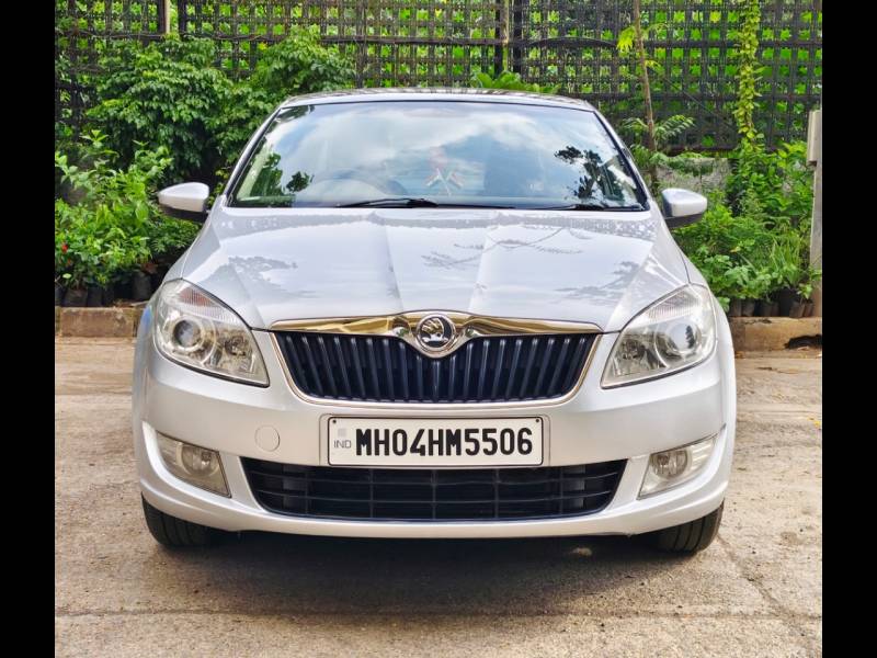 Skoda Rapid 1.6 MPI Style Plus AT