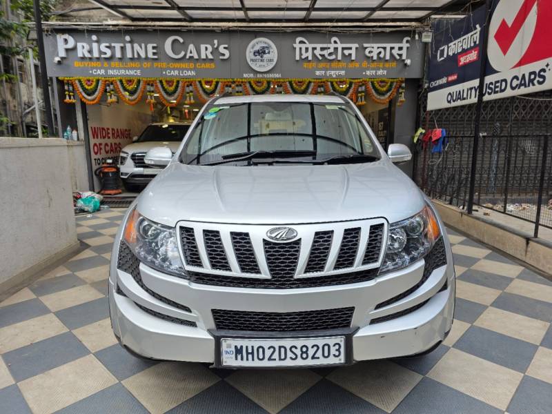 Mahindra XUV500 W6 FWD